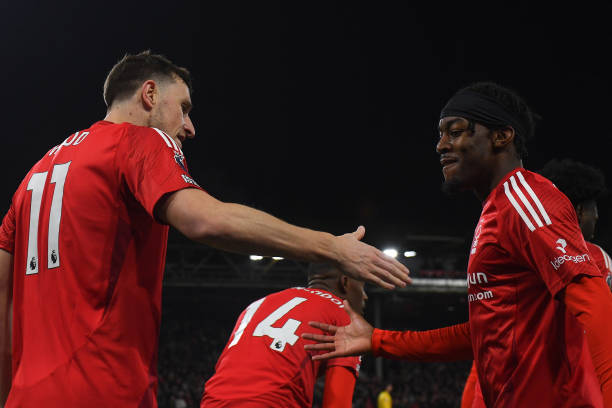 更符合球队 更符合球队