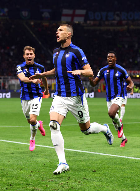 通过极为紧 通过极为紧