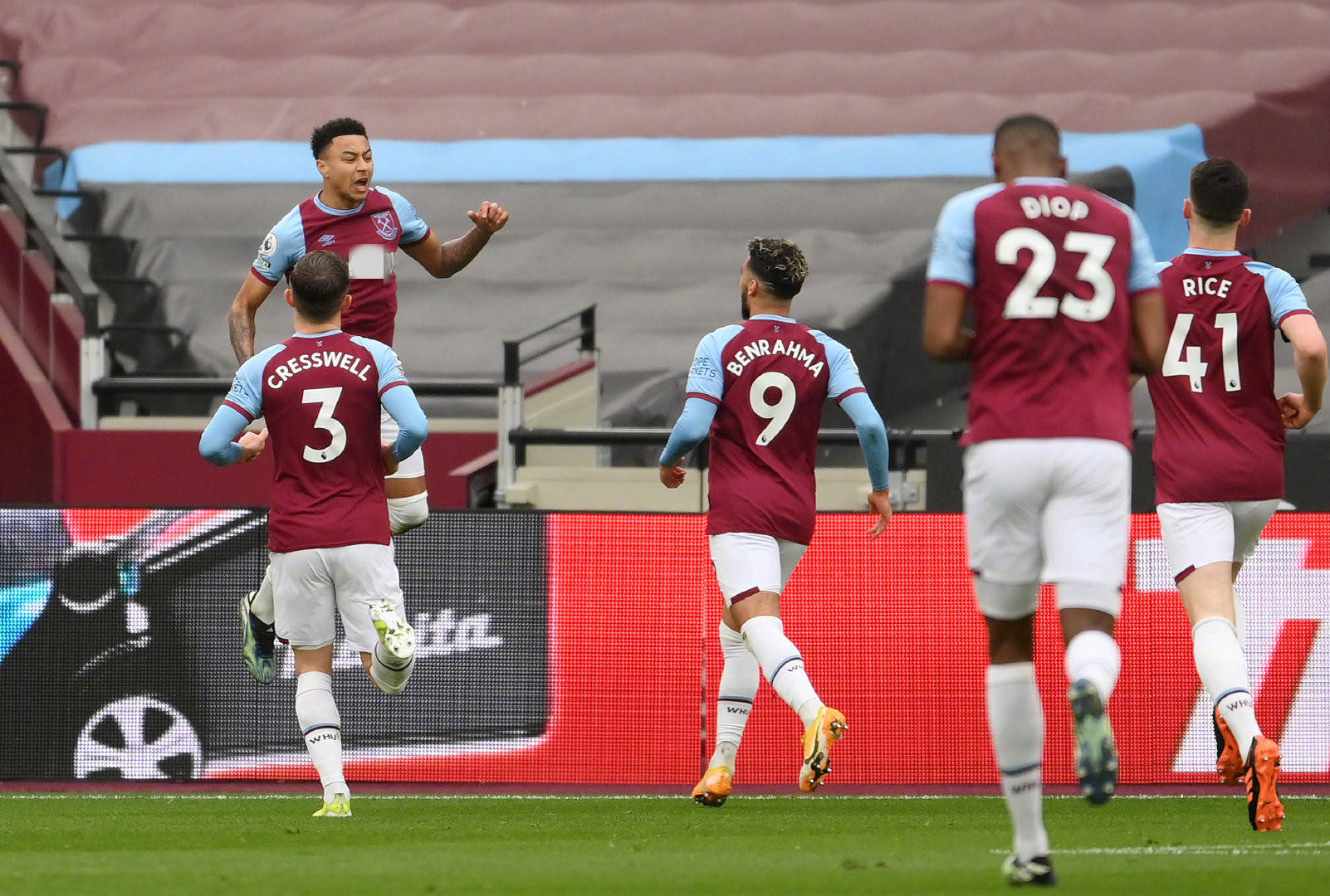 为球迷提供 为球迷提供