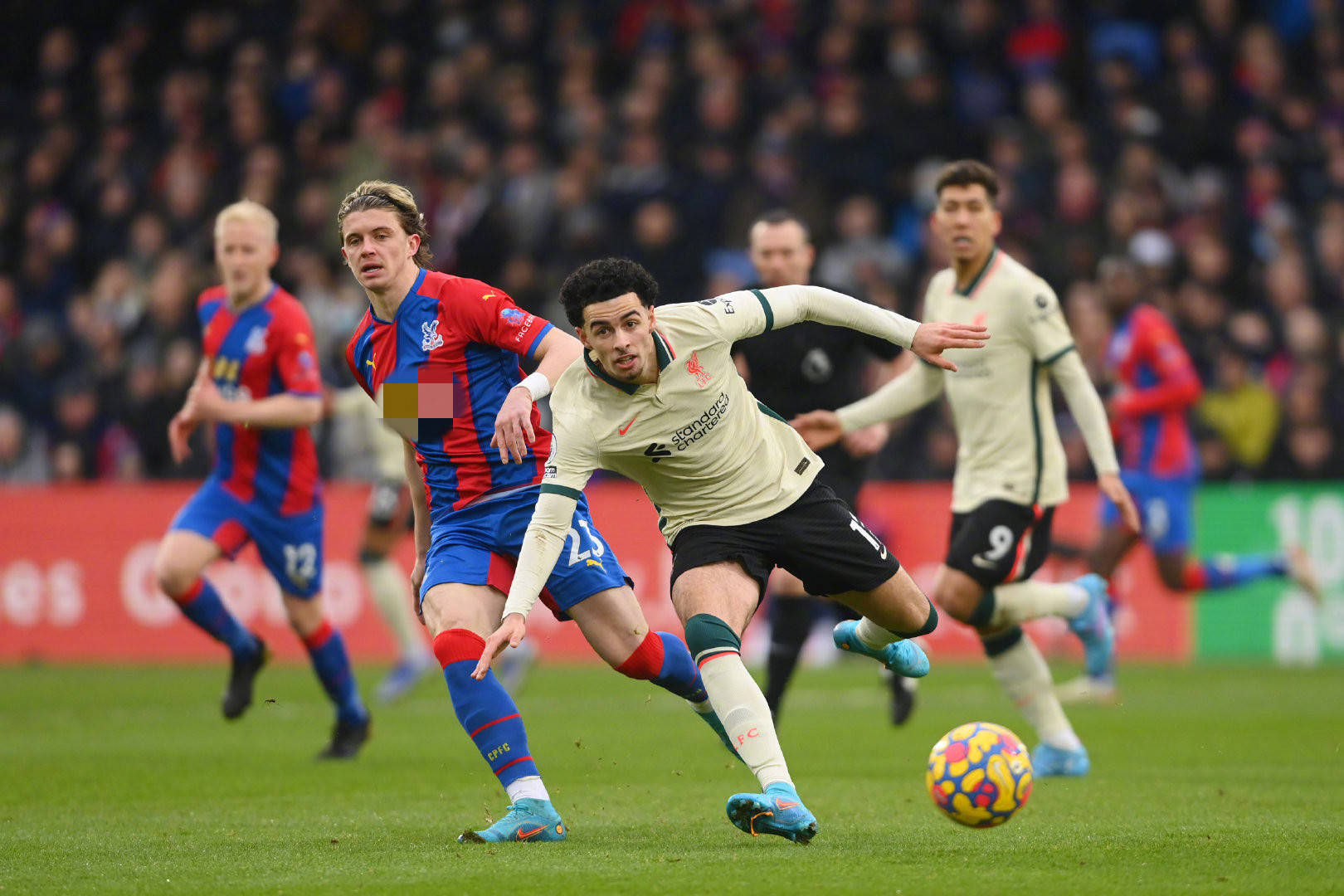 文胖：过去两场比赛湖人在防守端蜕变了 这是个巨大的突破.